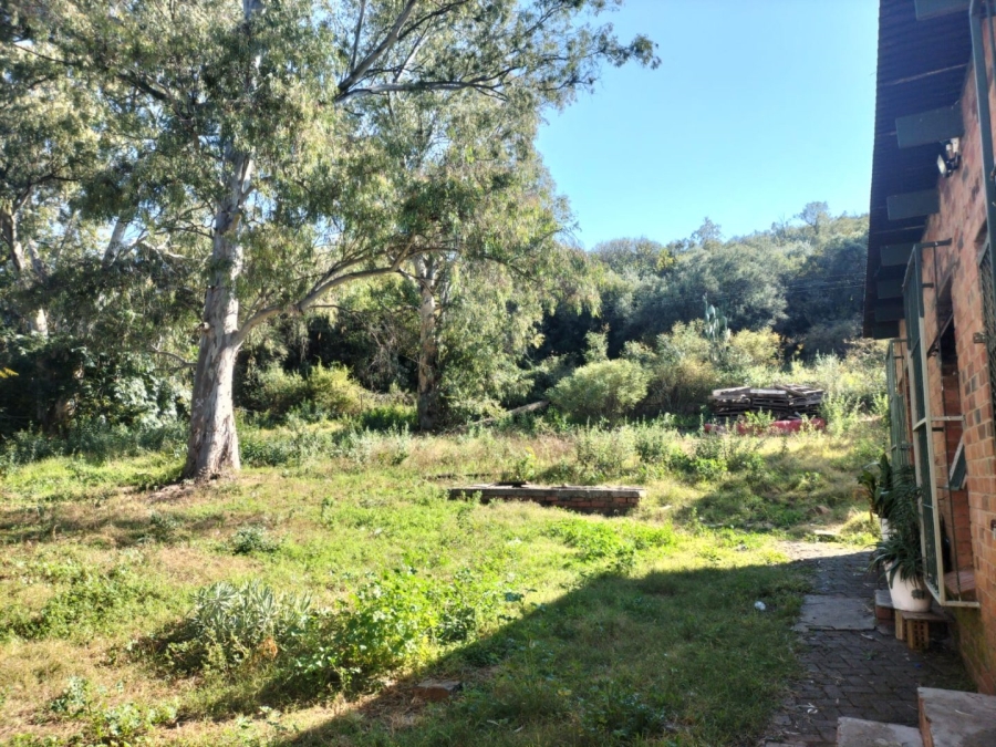 To Let Commercial Property for Rent in Deales Gift Free State